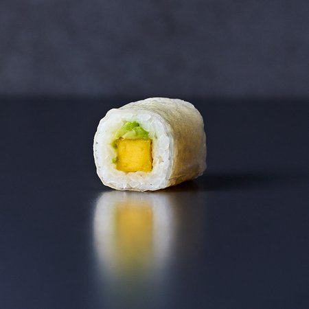 Mango avocado spring maki 8 pcs