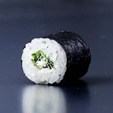Cucumber Cream Cheese Maki 4 pcs