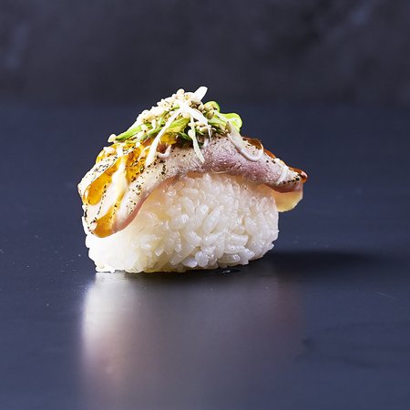 Tuna Teriyaki Aburi Nigiri 2 pcs